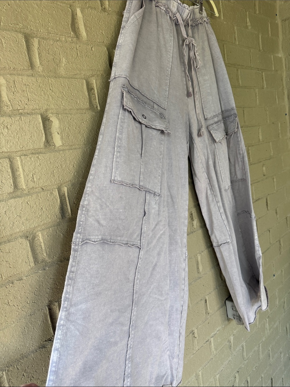 Easel Casual Drawstring Cargo Pants - Light Gray/lavendar size small - Picture 3 of 10